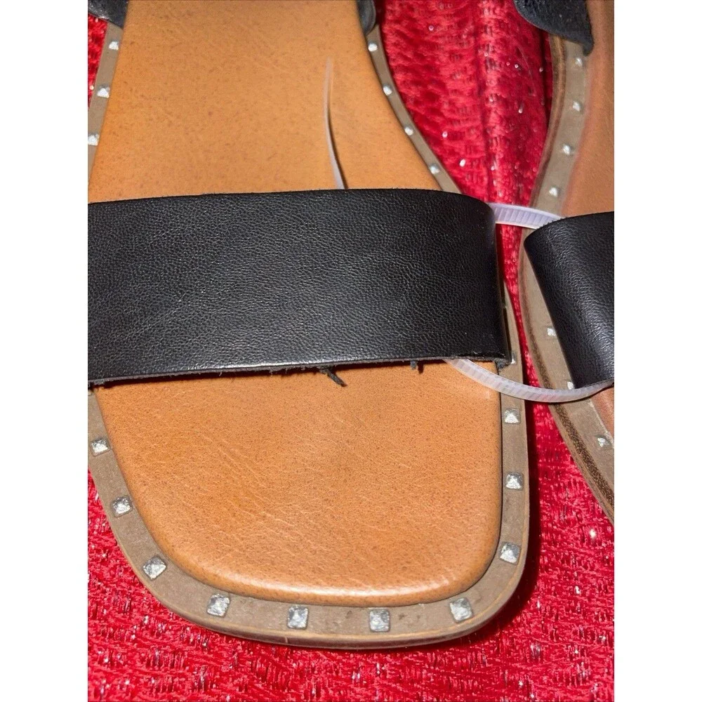 Steve Madden Women's Black sandals Size 9